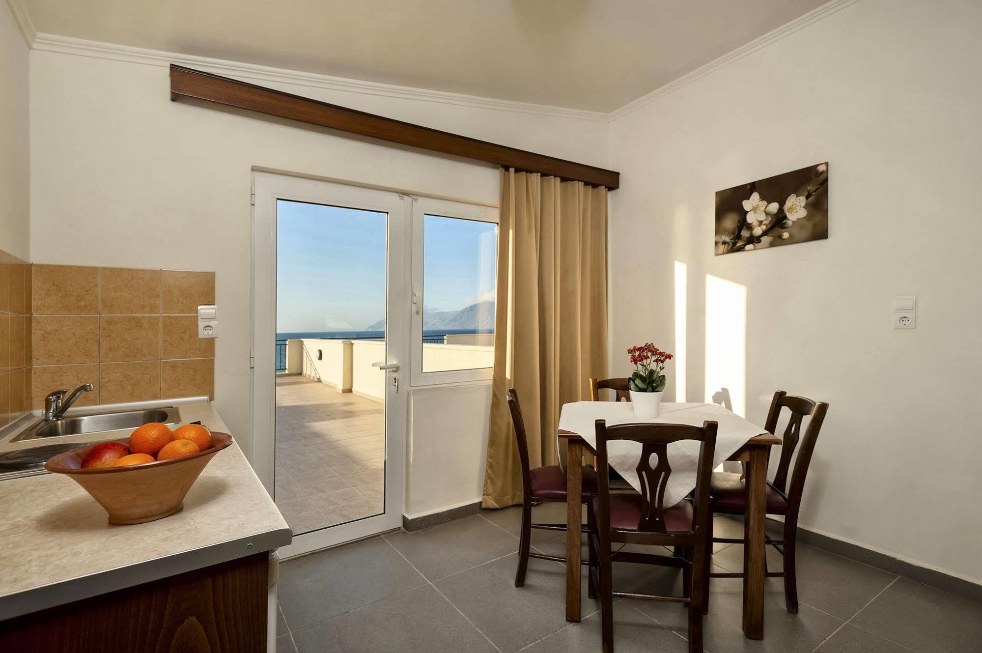 Mesogios Beach Korfalonas Luaran gambar